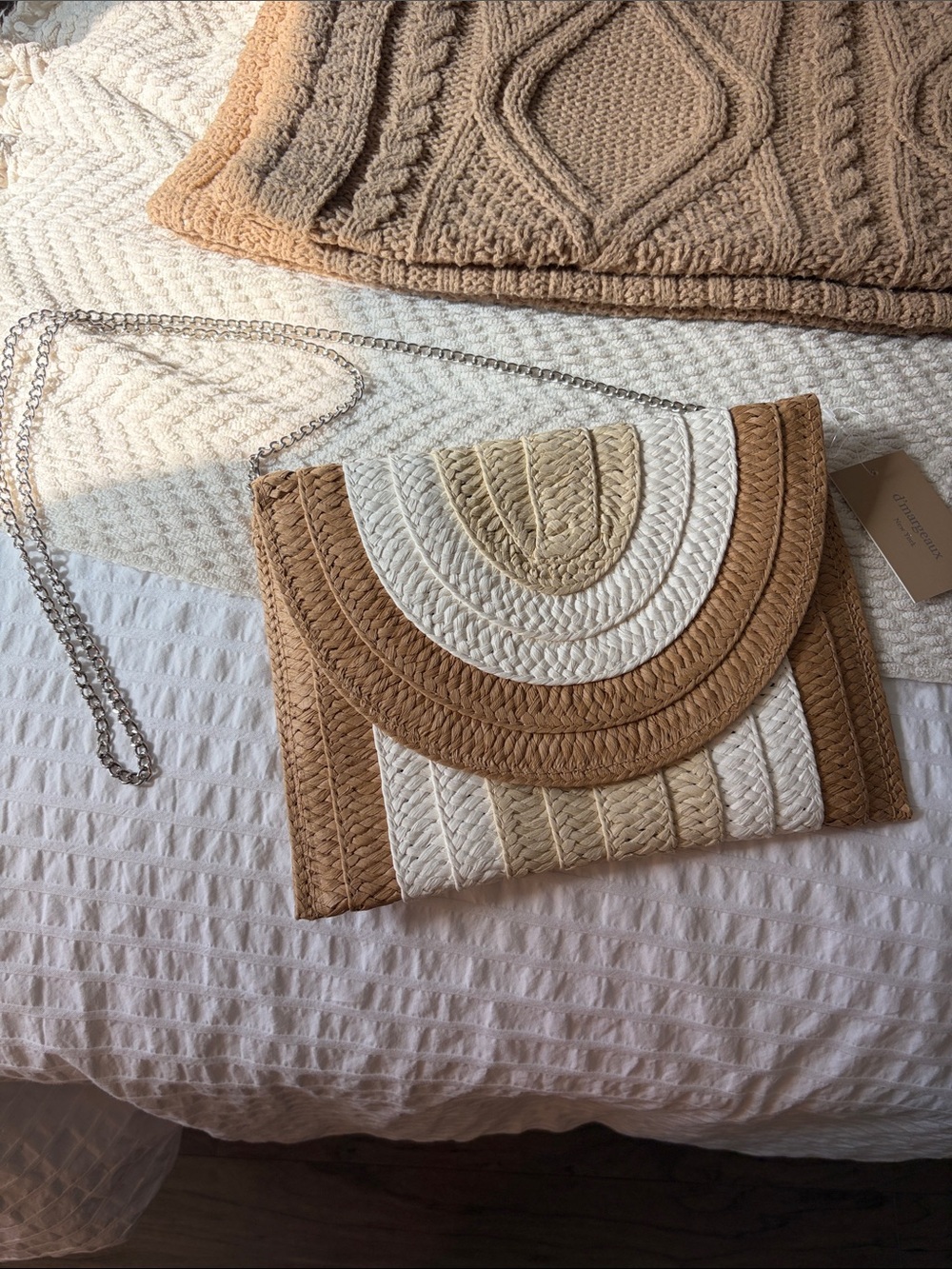 Woven Straw Crossbody Clutch in Tan & Cream